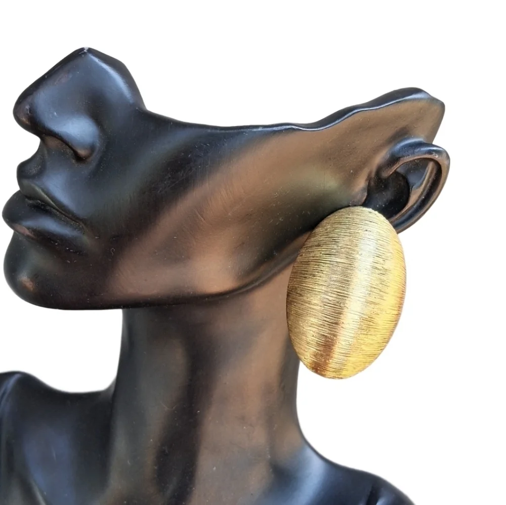 Premier Designs Vintage 1980s Gold-Tone Textured Oval Clip-On Earrings